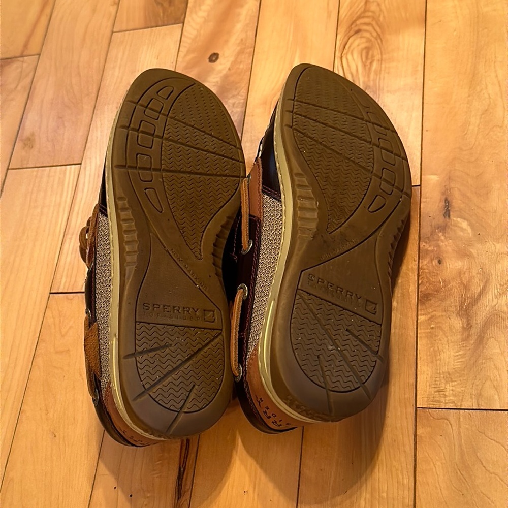 Sperry Shoes - Picture 6 of 8